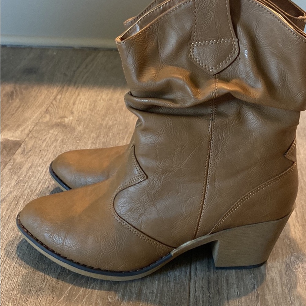 Tan Leather Women's Boots